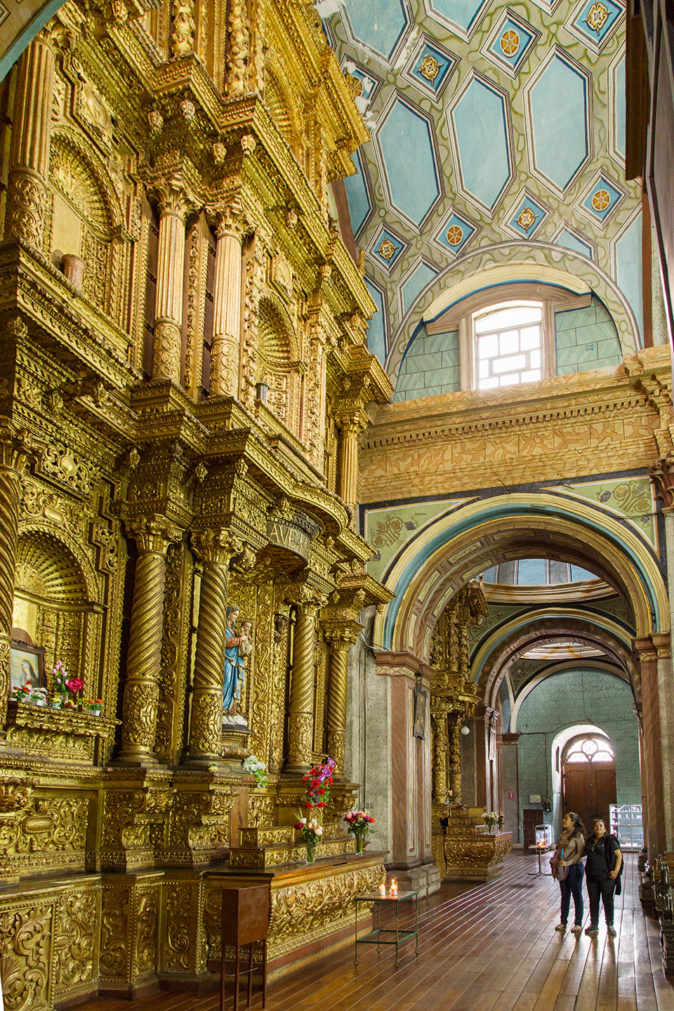 Sagrario Church - CLAVE Turismo Ecuador