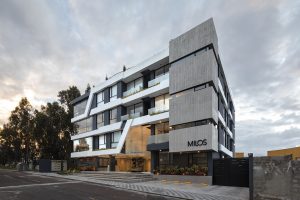 Bentho - Revista CLAVE edición 105