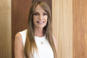 Caridad Vela -Editorial - Revista CLAVE! edición 107