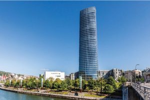 5 ÍCONOS DE ARQUITECTURA SOSTENIBLE - Revista CLAVE 109