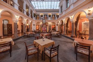 Hotel Patio Andaluz - Revista CLAVE! ed 111