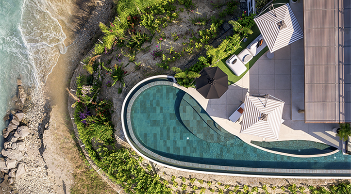 Adriana Hoyos Design Studio - Revista CLAVE Bienes Raíces Ecuador edición 124