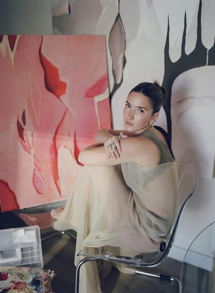 Carla Romero - Revista CLAVE! Bienes Raíces Ecuador