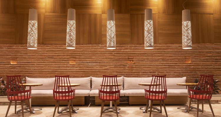 ESTUDIO 593 - Revista CLAVE! Bienes Raíces Ecuador