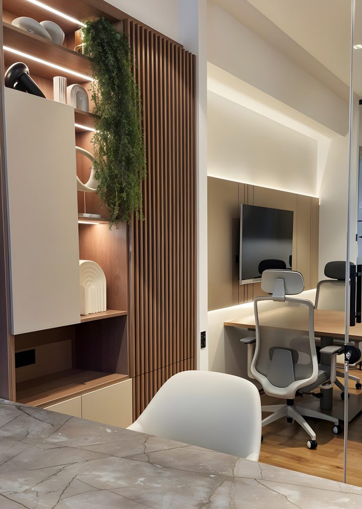 MULTIOFICINAS / TREZE / AMOBLARE / Melanie Lowndes - Revista CLAVE! Bienes Raíces Ecuador