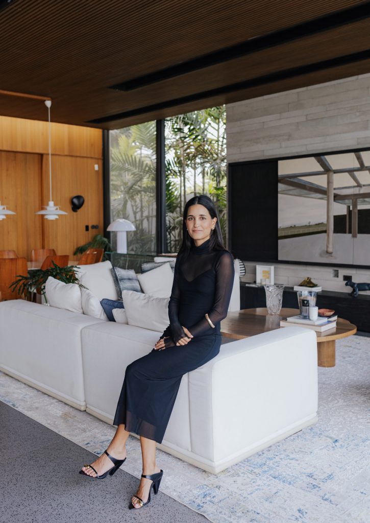 Andrea Cordovez - Revista CLAVE Bienes Raíces Ecuador