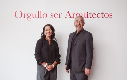 Colegio de Arquitectos - Revista CLAVE Bienes Raíces Ecuador