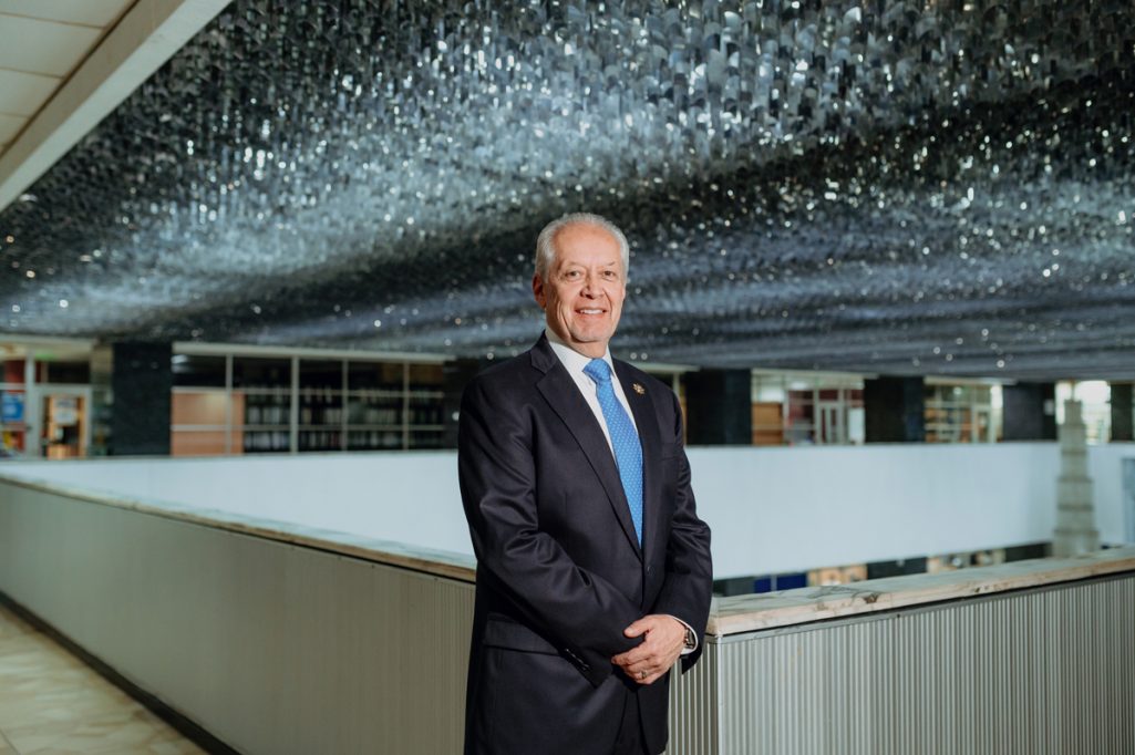 Vivienda Social y Pública 2025 - Revista CLAVE Bienes Raíces Ecuador