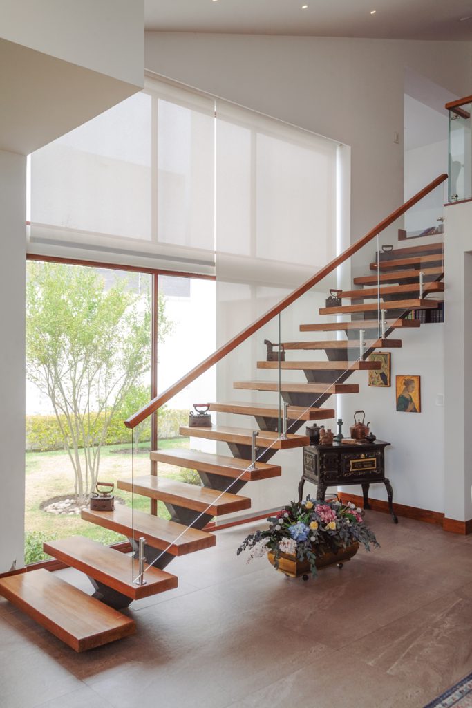 JDJ - Revista CLAVE Bienes Raíces Ecuador