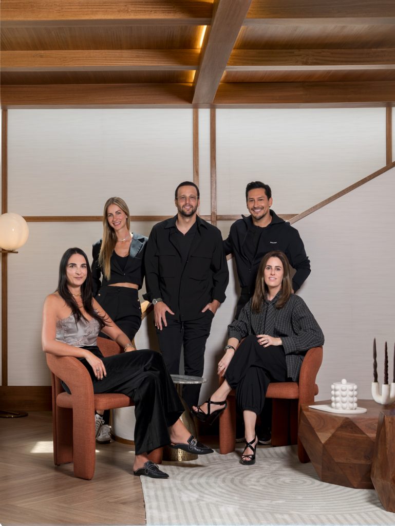 1SKIN- Revista CLAVE Bienes Raíces Ecuador