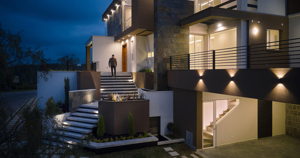 Abad Vergara Arquitectos - Revista CLAVE Bienes Raíces Ecuador