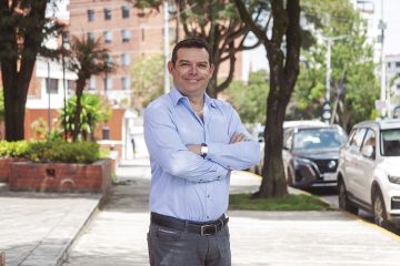 Alejandro Pazmiño - Revista CLAVE Bienes Raíces Ecuador