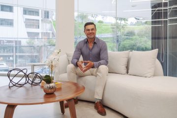 Joan Proaño - Revista CLAVE Bienes Raíces Ecuador