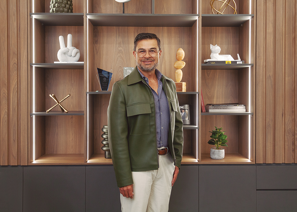 Joan Proaño - Revista CLAVE Bienes Raíces Ecuador