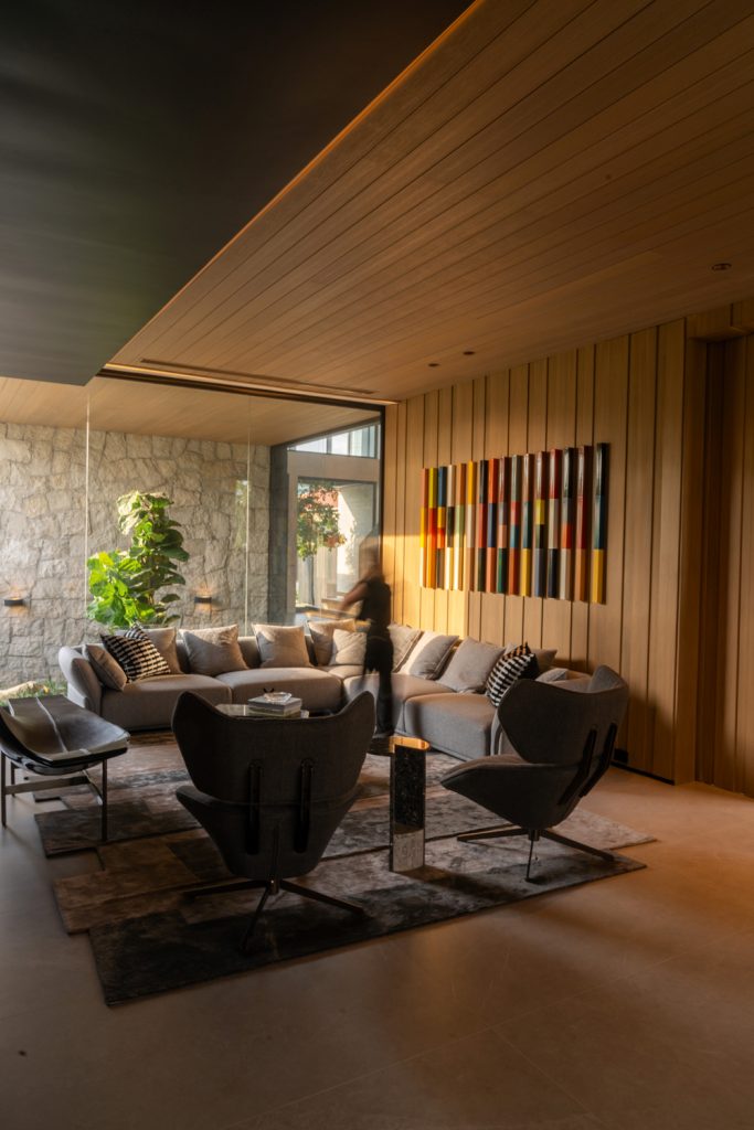 Nicole Cartwright- Revista CLAVE Bienes Raíces Ecuador