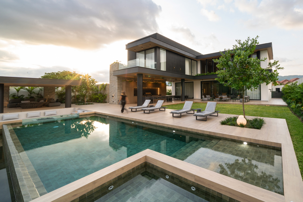 Nicole Cartwright- Revista CLAVE Bienes Raíces Ecuador