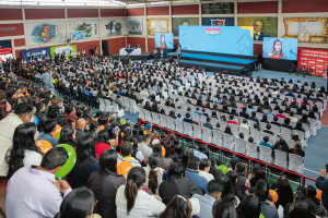 Charlotte English School - Revista CLAVE Bienes Raíces Ecuador