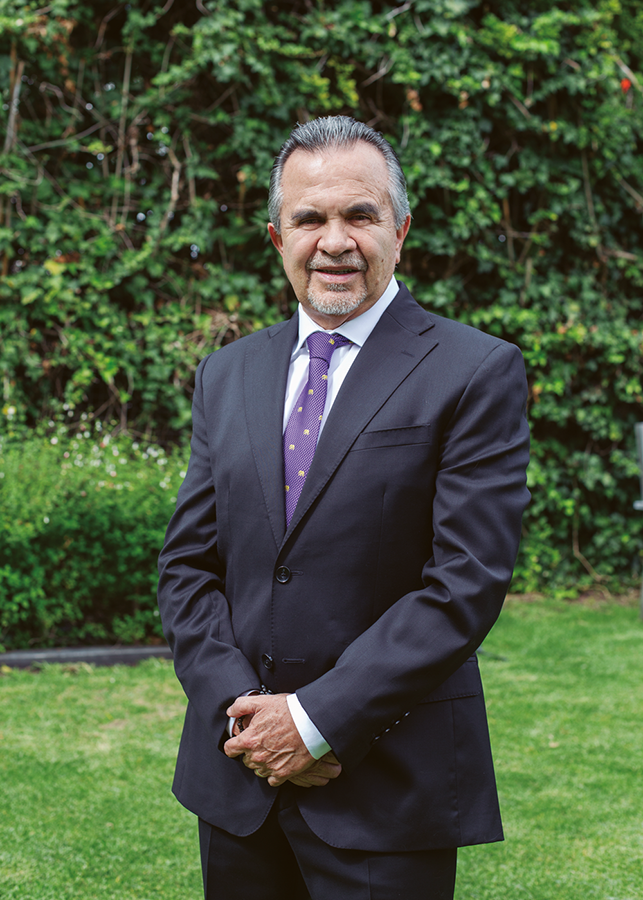 Henry Yandún - KUBIEC - Revista CLAVE Bienes Raíces Ecuador