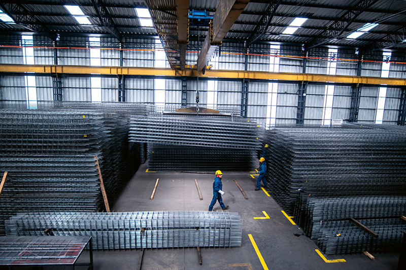 Ramiro Garzón - Novacero - Revista CLAVE Bienes Raíces Ecuador