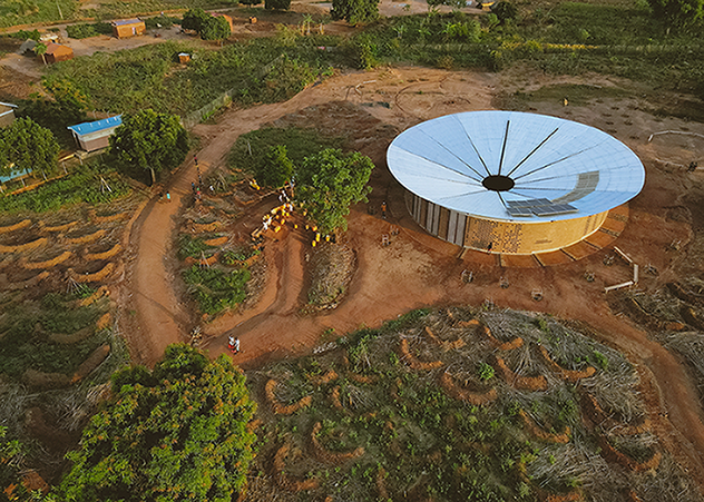 Sebastián Angulo Bidi Bidi - Revista CLAVE Bienes Raíces Ecuador