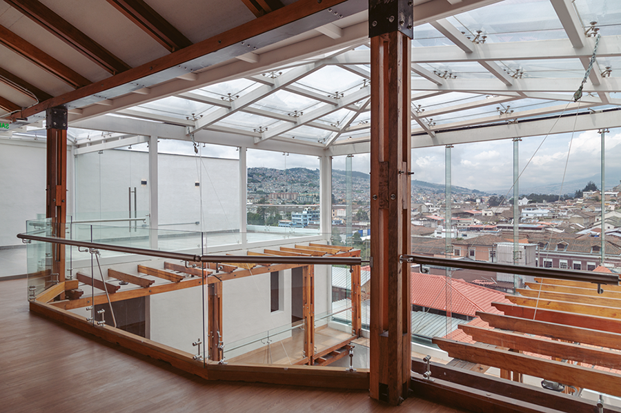 CASA SOTOMAYOR - Revista CLAVE Bienes Raíces Ecuador