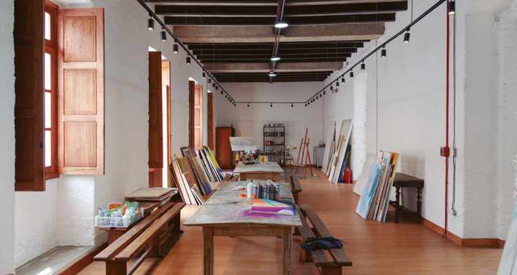 CASA SOTOMAYOR - Revista CLAVE Bienes Raíces Ecuador