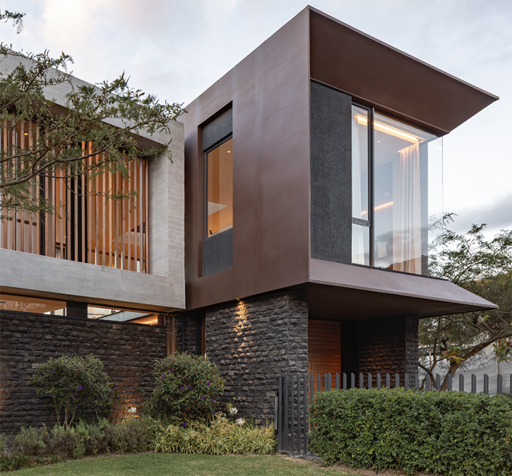 A1 Arquitectura Avanzada - Especial Arquitectos Ecuador 2026 - Revista CLAVE Bienes Raíces Ecuador