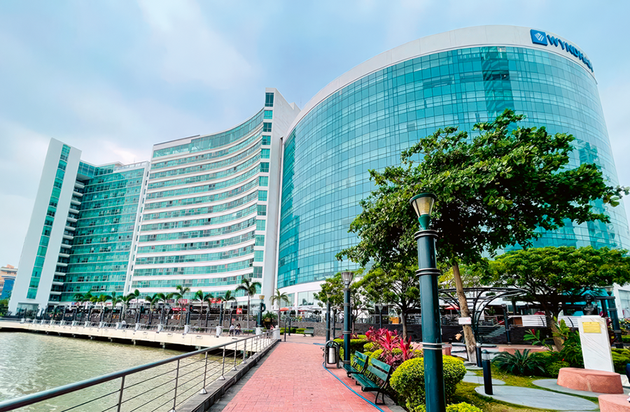 Isabel Noboa - Revista CLAVE Bienes Raíces Ecuador