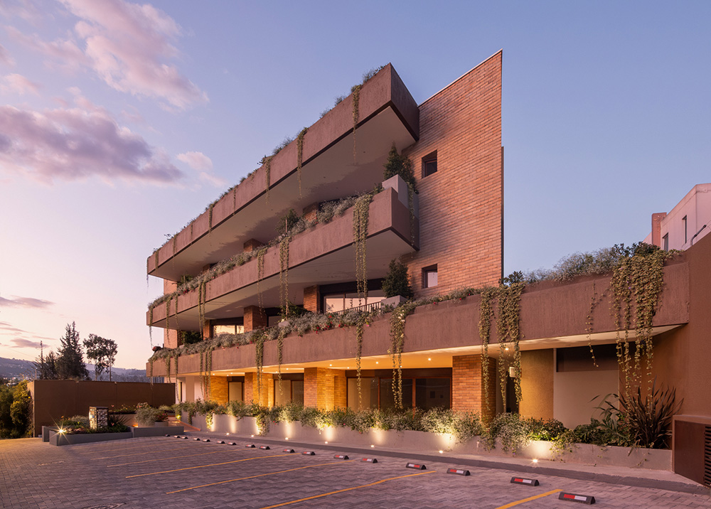 Londoño Arquitectos - Especial Arquitectos Ecuador 2026 - Revista CLAVE Bienes Raíces Ecuador