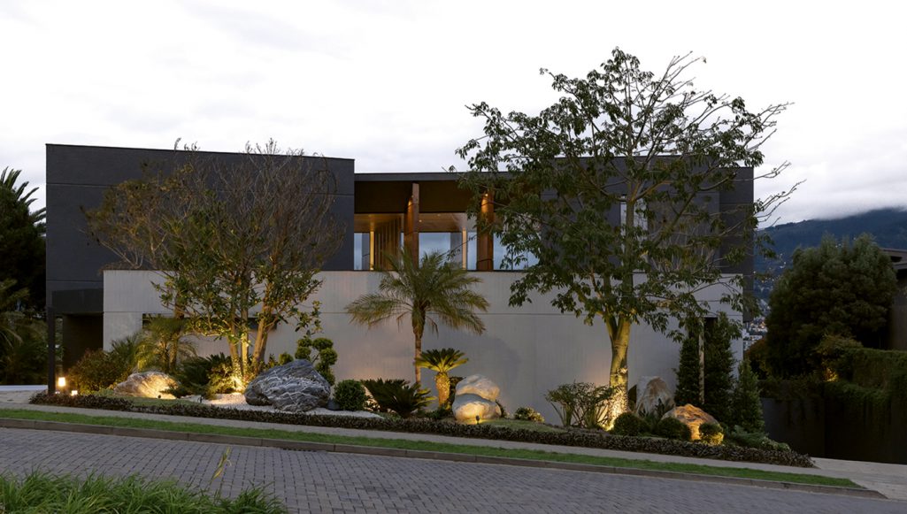 NAJAS ARQUITECTOS - Especial Arquitectos Ecuador 2026 - Revista CLAVE Bienes Raíces Ecuador