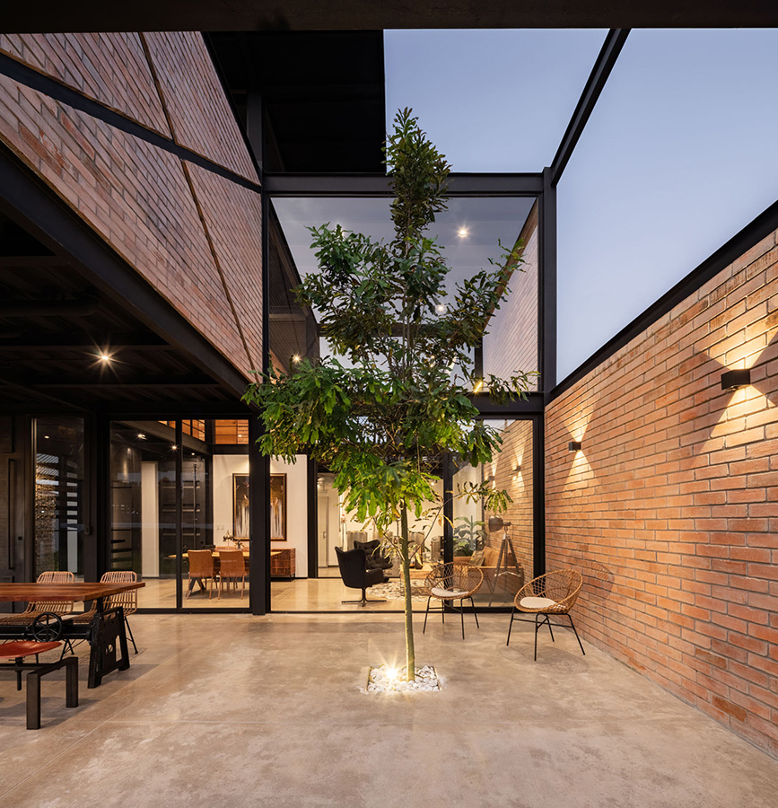 Studio Alfa - Especial Arquitectos Ecuador 2026 - Revista CLAVE Bienes Raíces Ecuador