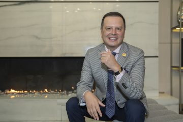 Nicolás Ochoa - Revista CLAVE! Bienes Raíces Ecuadorv